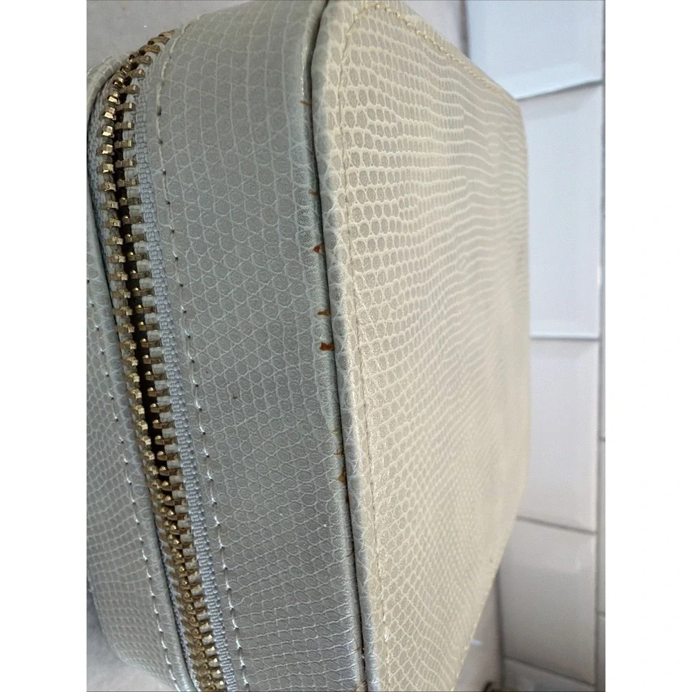 Hives‎ And Honey Travel Jewelry Case GWB01